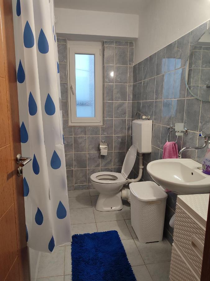 Apartman Dbb Nikšić Bagian luar foto