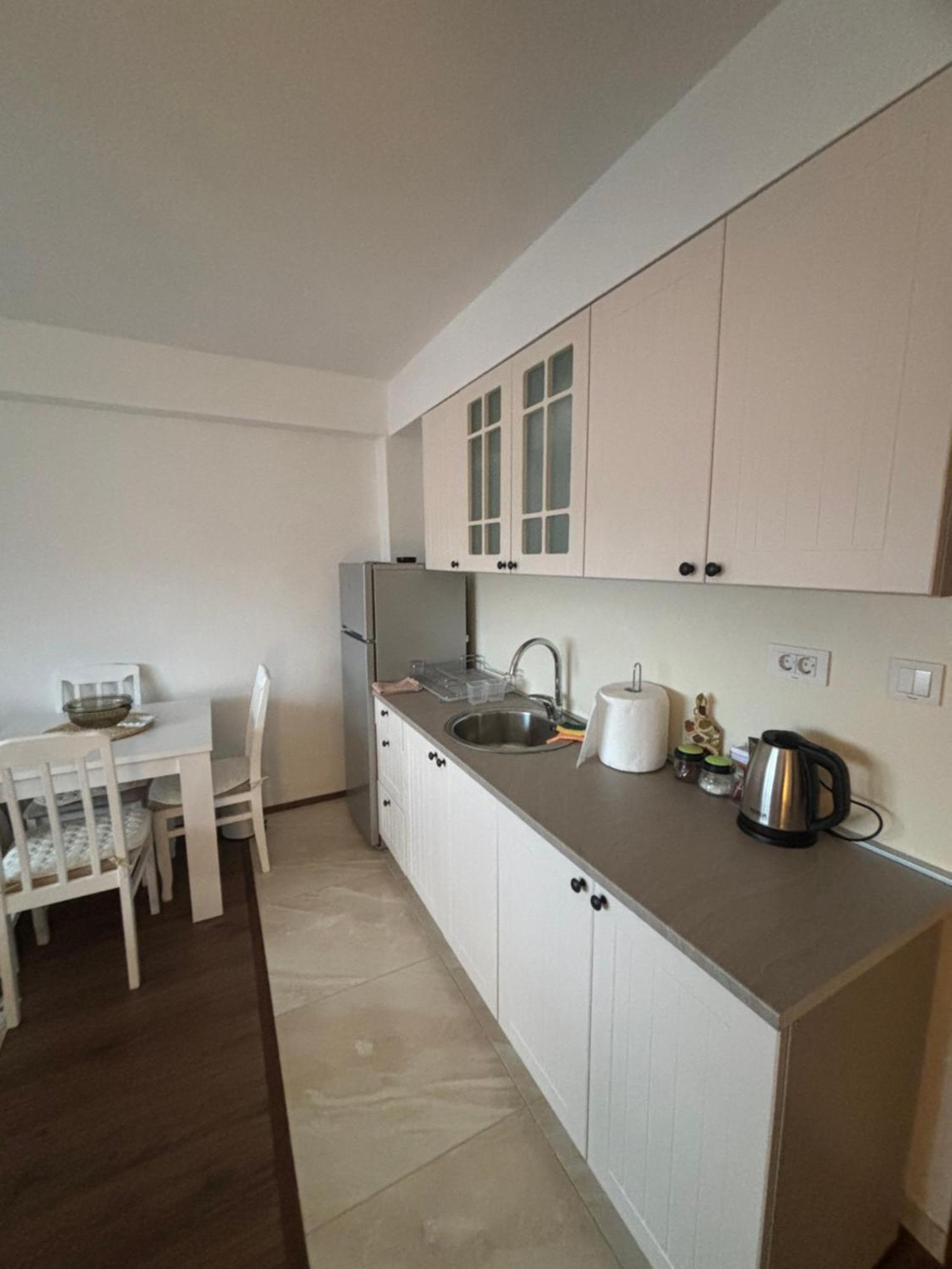 Apartman Dbb Nikšić Bagian luar foto