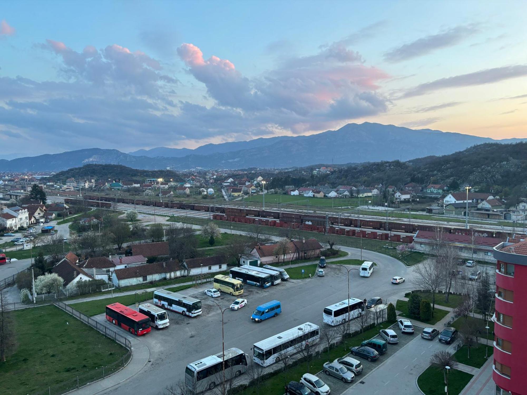Apartman Dbb Nikšić Bagian luar foto